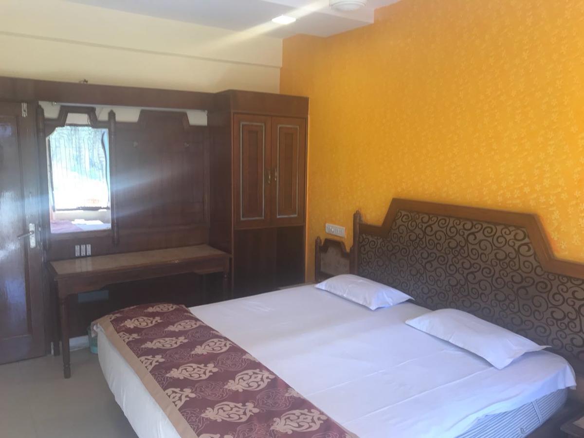 Hotel Sheratone Mount Abu Exterior foto